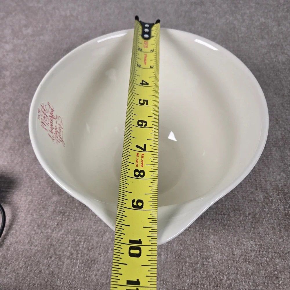 The Bake Shop by Masterclass Christmas Tree Batter Bowl Red White Ceramic 3 Qt